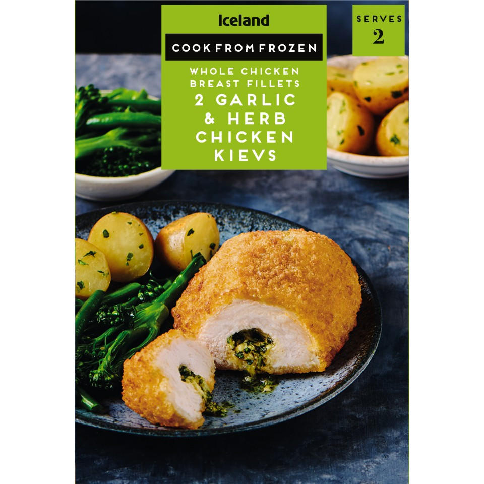 Iceland Whole Chicken Breast Garlic & Herb Kievs 320g