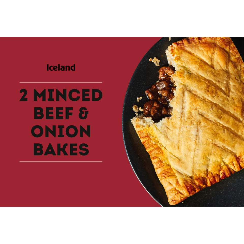 Iceland 2 Minced Beef & Onion Bakes 280g Pasties, Quiche & Sausage Rolls Iceland Foods