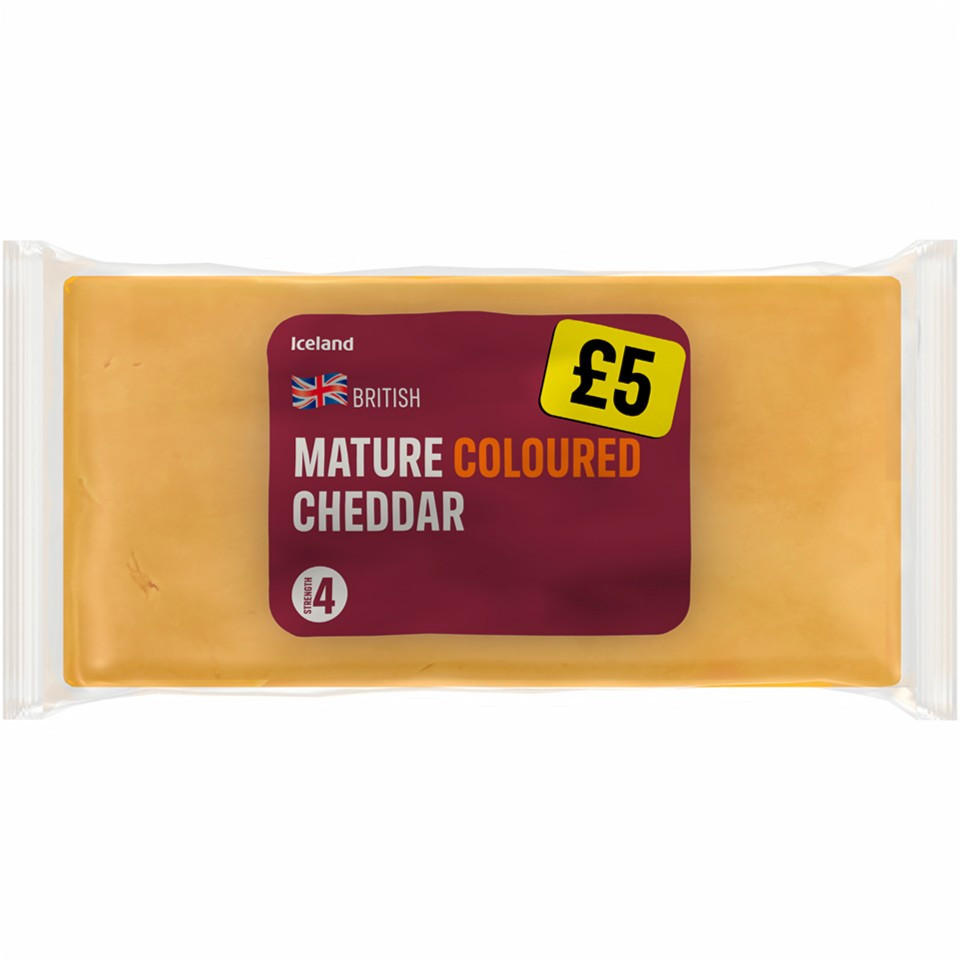 Iceland British Mature Coloured Cheddar 730g | Cheddar Cheese | Iceland ...