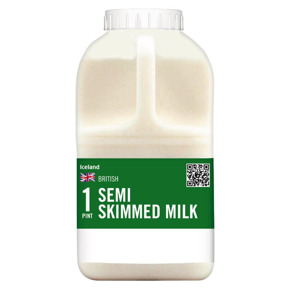 Iceland British Semi Skimmed Milk 1 Pint 568ml Milk Iceland Foods