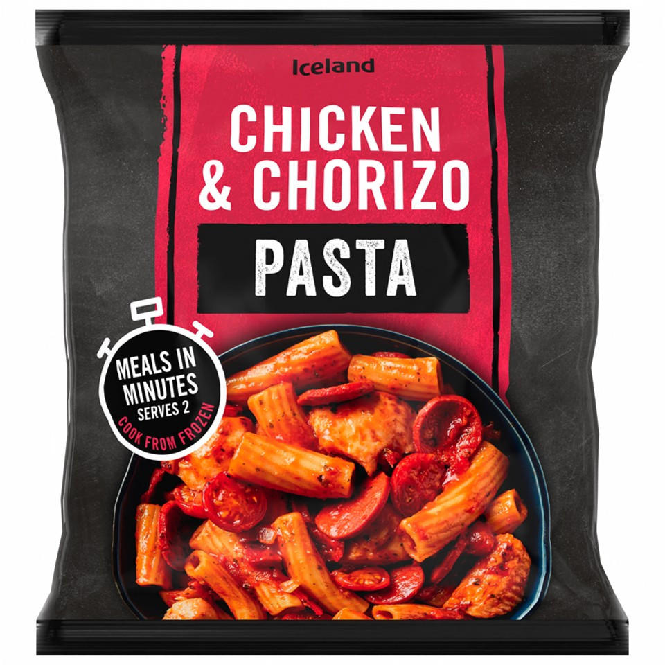 Iceland Chicken & Chorizo Pasta 750g | Spanish & Mexican | Iceland Foods