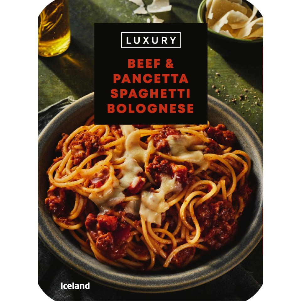 Iceland Luxury Beef and Pancetta Spaghetti Bolognese 450g Italian