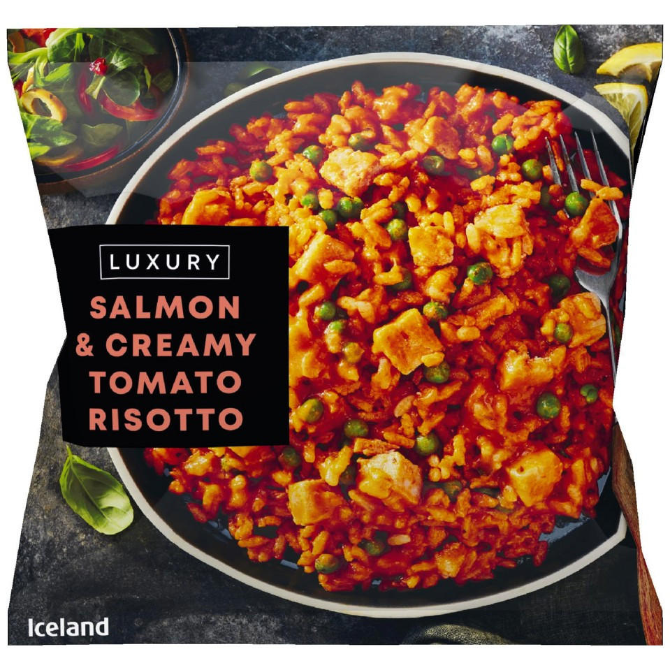 Iceland Luxury Salmon and Creamy Tomato Risotto 400g Italian