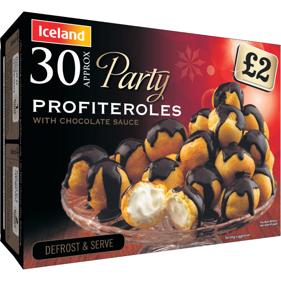 Iceland Party 30 Profiteroles with Chocolate Sauce 410g Frozen Party