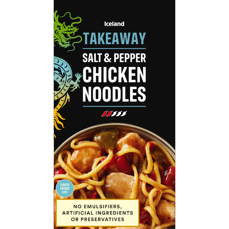 Iceland Takeaway Salt & Pepper Chicken Noodles 375g, folic acid free